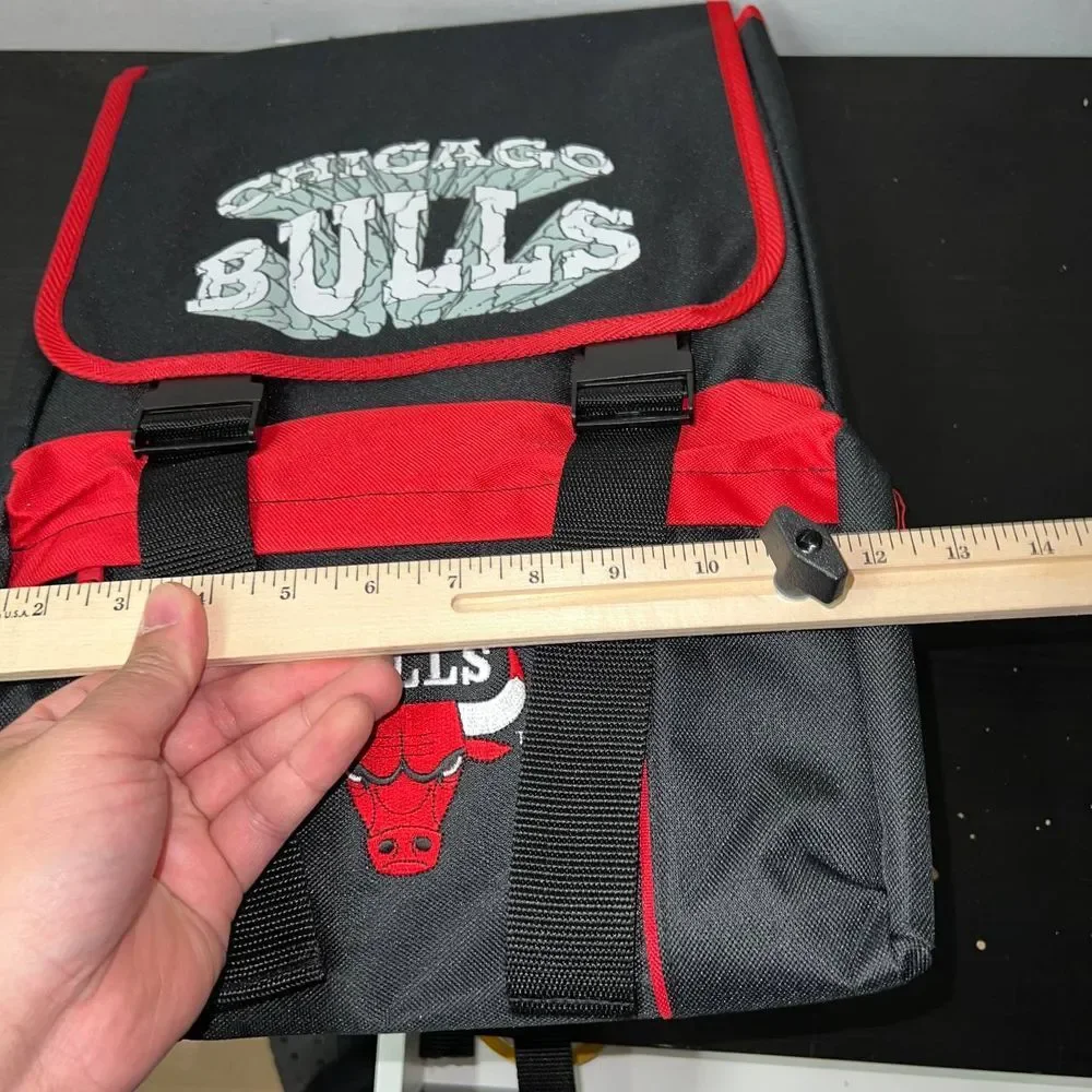 Vintage Chicago Bulls Retreat Backpack Bag Red NBA Nasco‎ Little America